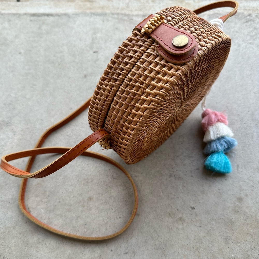 Boho round straw bag with tassels #summerbag